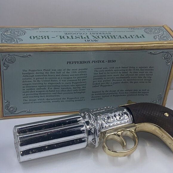 Avon Pepperbox Pistol 1850 Cologne Decator Bottle Shaped Like A Pistol - Picture 7 of 12